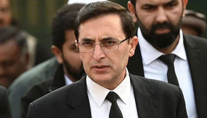 چیئرمین پی ٹی آئی بیرسٹر گوہر انتخابی مہم کے لیے گلگت بلتستان پہنچ گئے